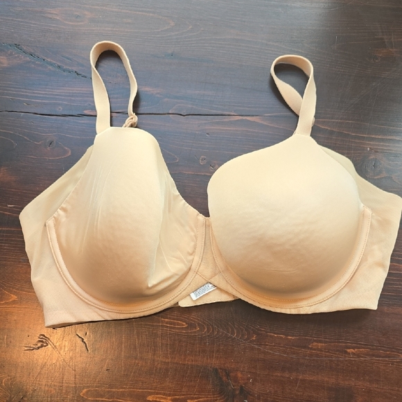 Wacoal Tan Contour Bra with Adjustable Straps - Picture 1 of 3